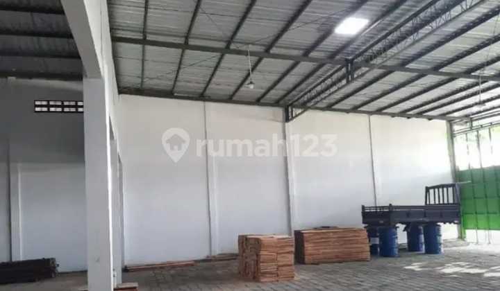 Gudang Baru Siap Pakai Cocok Untuk Gudang Toko Akses Mobil Simpangan 4