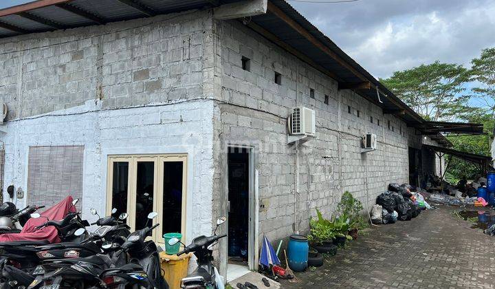 Gudang Disewakan Ada Area Kantornya Lokasi Dekat Jombor Akses Mobil Simpangan 2