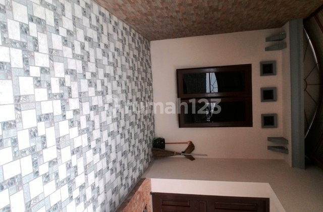 Rumah Dalam Cluster 4 Kamar Tidur Area Jalan Kaliurang Dekat Rngroad Ugm 12