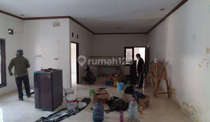 Rumah Luas 2 Lantai Bisa Untuk Kantor Akses Mudah Dekat Hotel Cristal Lotus Jcm 14