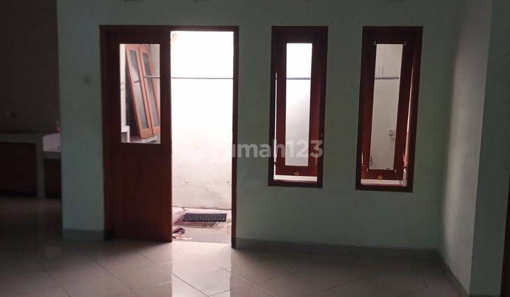 Rumah Bagus Siap Huni Disewakan Akses Mobil Simpangan Dekat Ke Kampus Ugm  8