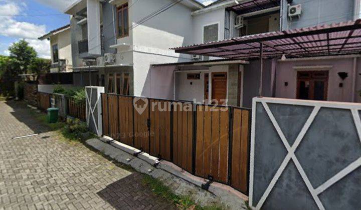 Rumah Dijual 2 Unit Sekaligus Dalam Perum Cocok Untuk Disewakan Homestay Dekat Jalan Damai 1