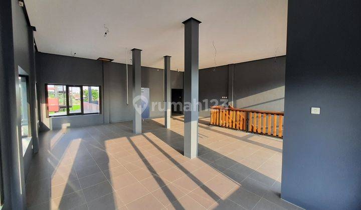 Gedung 2 Lantai Plus Basement Bagus Siap Huni Tepi Jalan Utama Cocok Untuk Kantor 2