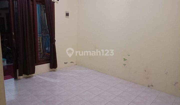 Rumah Bagus Lingkungan Pemukiman Nyaman 4 Kamar Tidur Dekat Ke Tugu Mirota Kampus 2