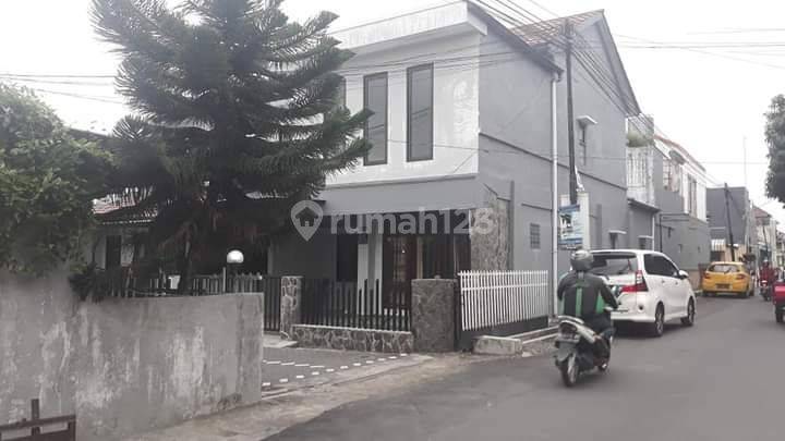 Rumah Bagus Dalam Perumahan Posisi Hook Akses Mobil Simpangan Dekat Terminal Jombor 1