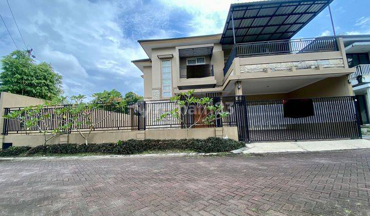 Rumah Mewah Dalam Perumahan Jalan Kaliurang 4 Kamar Tidur Ada Swiming Pool 2