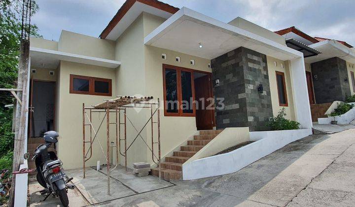 Rumah Baru Siap Pakai Ases Mudah Dekat Ke Tugu Jogja  1