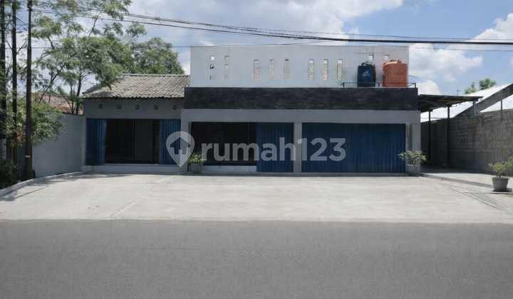 Shop House for Rent Suitable for Residence and Business in Kalasan Area Shop House for Rent Suitable for Residence and Business in Kalasan Area