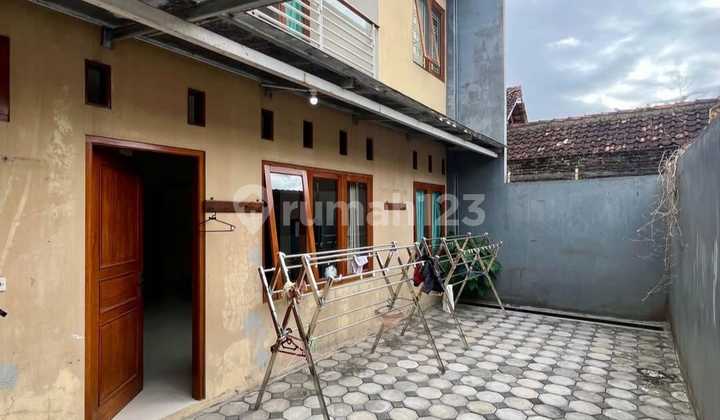 Rumah Luas 6 Kamar Tidur Area Kota Gede Dalam Ringroad Jogja Cck Untuk Homestay Invest 2