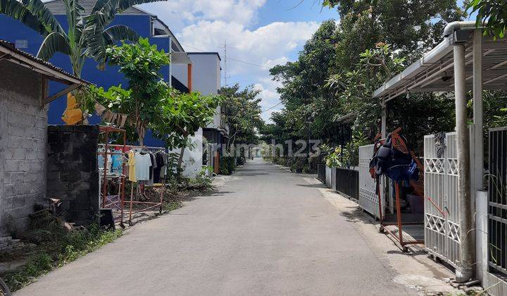 Rumah Disewakan Cocok Untuk Keluarga Atau Kantor Mobil Muat 3 Akse Jalan Simpangan Dekat Ketugu Jogja 2