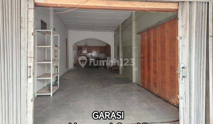 Rumah Disewakan 5 Kamar Tidur Cocok Untuk Kantor ,mess, Keluarga Dekat Ke Kampus Sadhar Gejayan 2