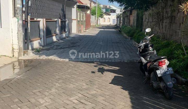 Rumah Disewakan 2 Lantai Semi Furnish Area Jalan Kalurang Utara Kampus Ugm 2