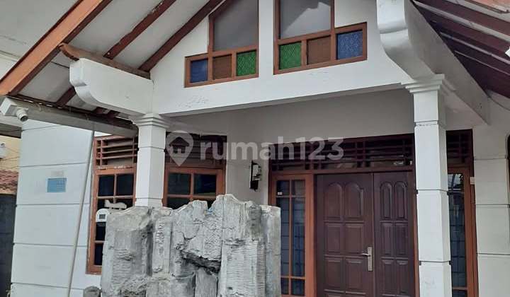 House for Rent Furnished Only 1.5km From Jogja Monument House for Rent Furnished Only 1.5km From Jogja Monument