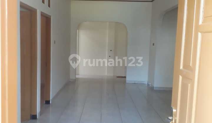 Rumah Siap Huni Cocok untuk Kantor Keluarga Dekat Mirota Kampus Godean Tugu Jogja 2