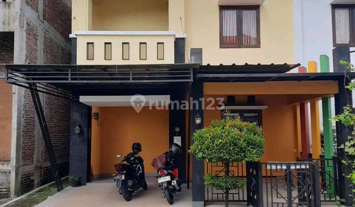 Rumah Semi Furnish Dalam Perum Lokasi Jalan Palagan Utara Hyatt  1