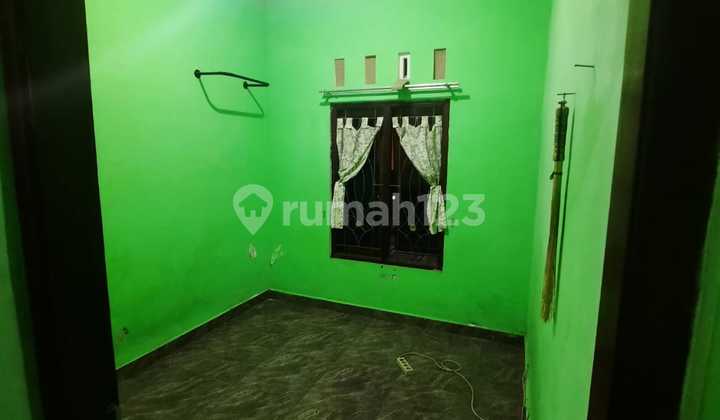 Rumah Disewakan 2 Lantai 4 Kamar Area Jalan Kaliurang Km 8 2