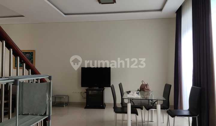 Luxury House for Rent Furnished Within Housing Estate Near Transmart Jogja 2