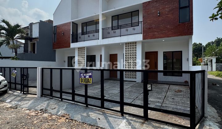 Rumah Baru 2 Unit Siap Huni 3 Kamar Tidur Utara Stadion Maguwoharjo Sleman 2