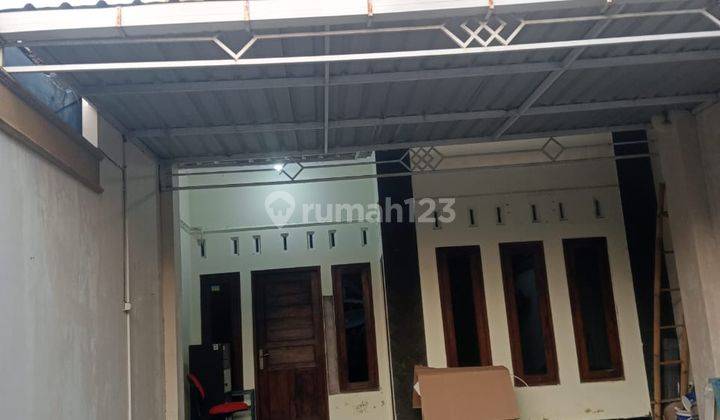 Rumah Disewakan 2 Lantai 3kamar Tidur Area Jl Kabupaten Dekat Rsa Ugm 1