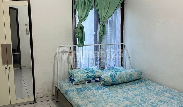House for Rent in Nationalist Neighborhood, Plemburan Area, Close to UGM