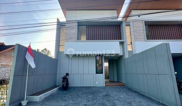 Rumah Dijual Dalam Cluster 3 Kamar Tidur Area Jalan Palagan Dekat Eskala Cafe 2