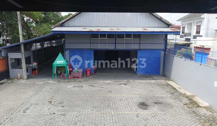 Warehouse for RentContainer Access Near Jogja City