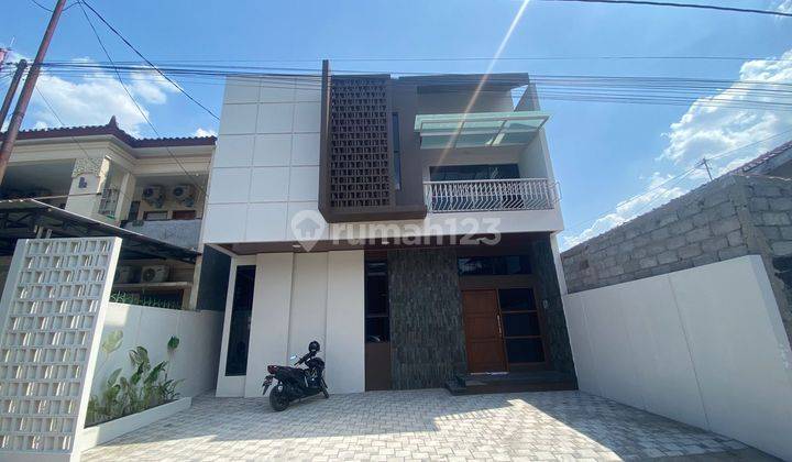 Rumah Baru 2 Lantai 3 Kamar Tidur Proses Finishing Area Jalan Palagan Selatan Hyatt 