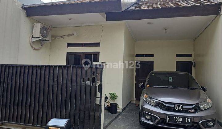 rumah second unit masi bagus akses toll pondok kelapa 1