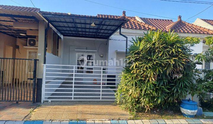 Rumah Sudah Renovasi Unfurnished SHM di Purimas , Surabaya 2