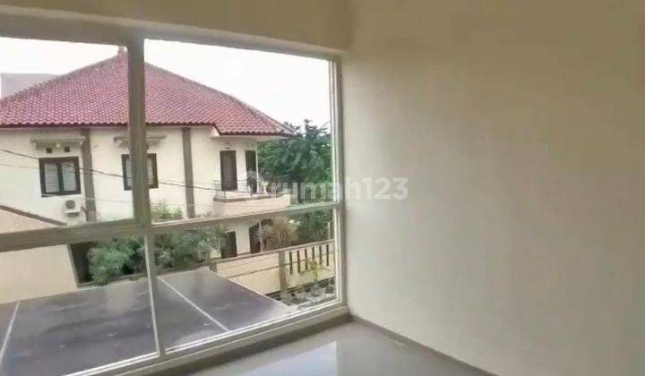 Rumah 2 Lantai Baru Rungkut Asri Tengah Sisa 1 Unit Saja 2