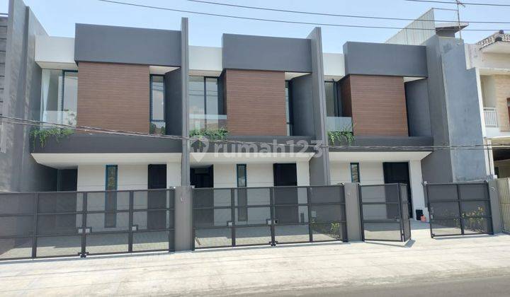 Dijual Rumah Gress Mewah Raya Kutisari  1