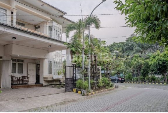 Dijual rumah mewah Di perum Karah 4.3 M Siap huni 