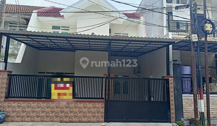 Rumah Sudah Renovasi Unfurnished SHM di Rungkut Asri , Surabaya 1