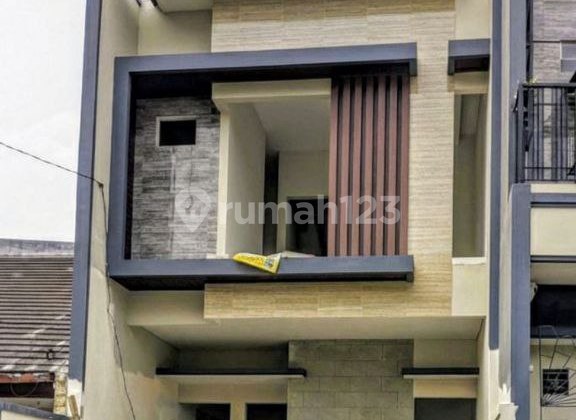 For Sale, 80% Progress New House in Klampis Anom 2