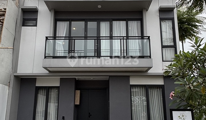 Dijual Rumah 2 Lantai Gading Serpong 2 Akses Tol Langsung Dijual Rumah 2 Lantai Gading Serpong 2 Akses Tol Langsung