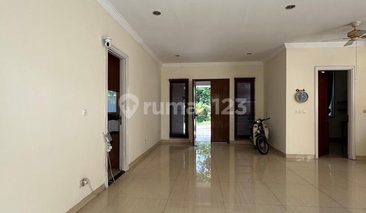 Independent Building House Private Pool Sutera Lavender Alam Sutera 2