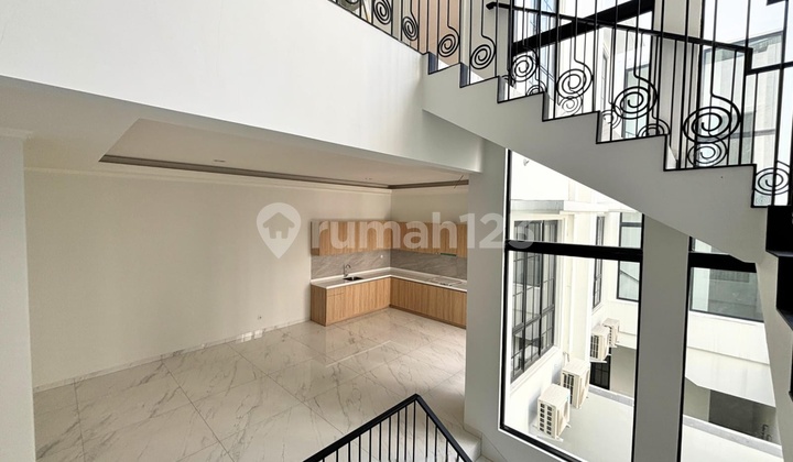 Rumah Baru Depan Taman Cluster Winona - Alam Sutera