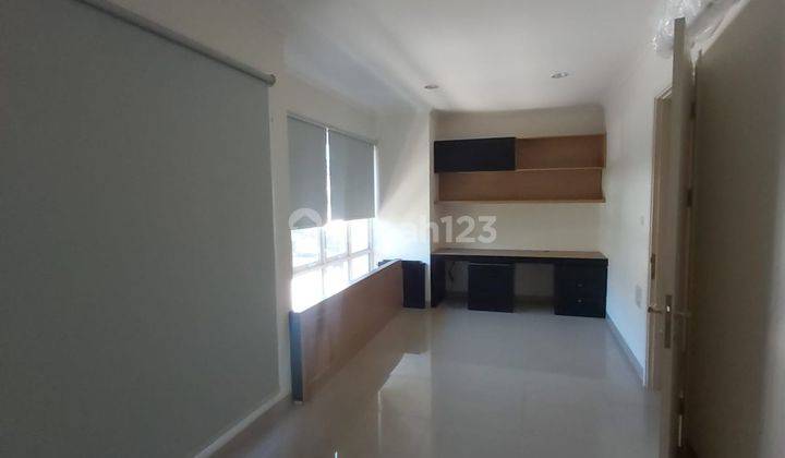 Rumah Semi Furnished Di Cluster Tesla Gading Serpong 6
