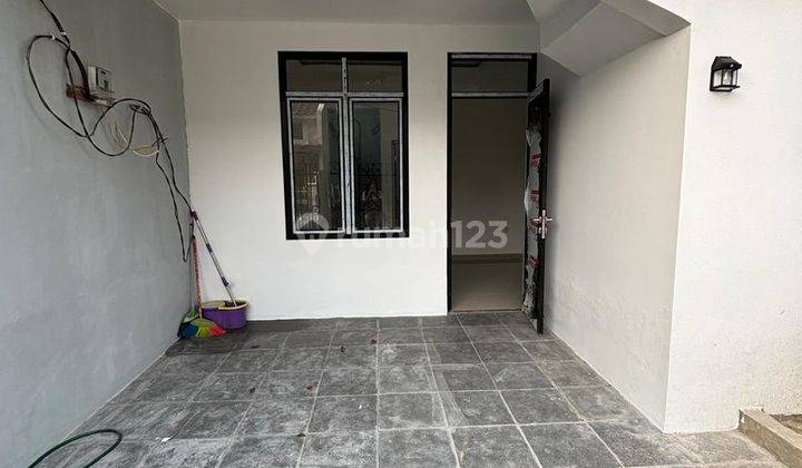 Siap Huni Rumah Hoek Brand New Bangunan Mandiri Sektor 6 2