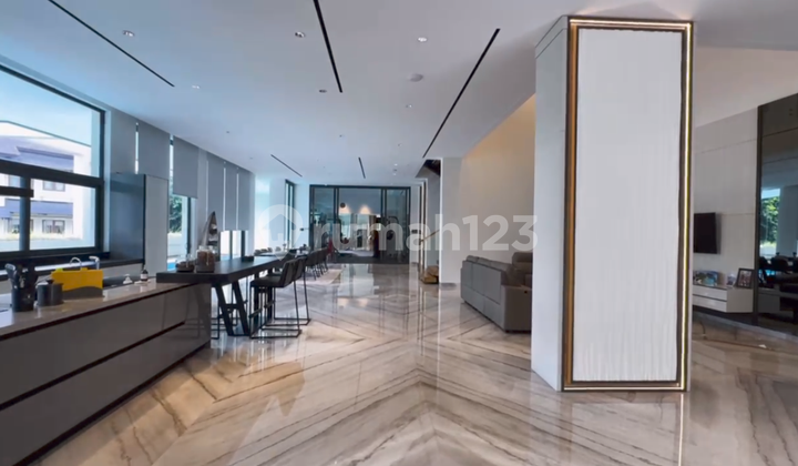 Full Furnished Rumah Mewah Cakep Private Pool Di BSD