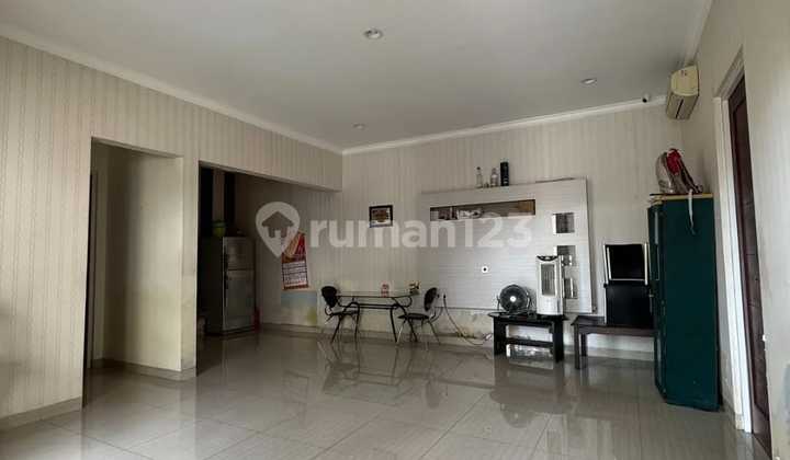 Luxury Corner House with Private Pool by De Latinos BSD 2