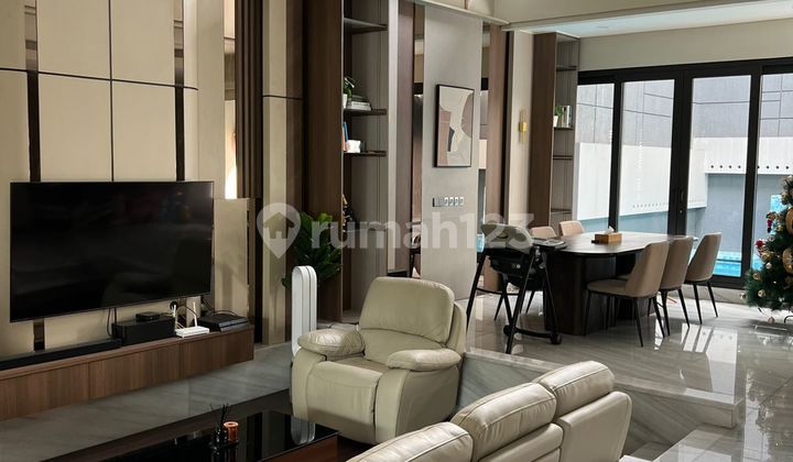 Rumah Full Furnished Private Pool Sutera Victoria - Alam Sutera