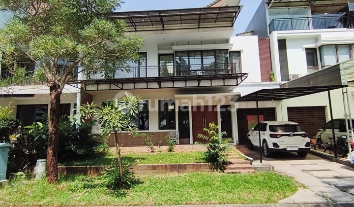 Selling a Beautiful House with Lake View in Serenade Lake Gading Cluster, Serpong