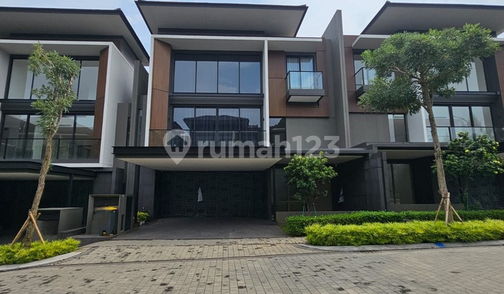 Rumah Mewah Dekat Akses Tol, Navapark Cluster Laurel BSD 