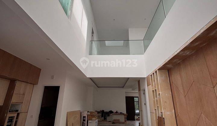 Rumah Furnished Brand New Hook Private Pool Di Alam Sutera 2