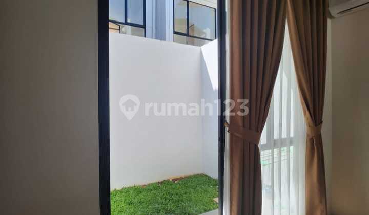 10 Menit ke Pintu Tol Jakarta Merak Cluster Cendana Parc 2