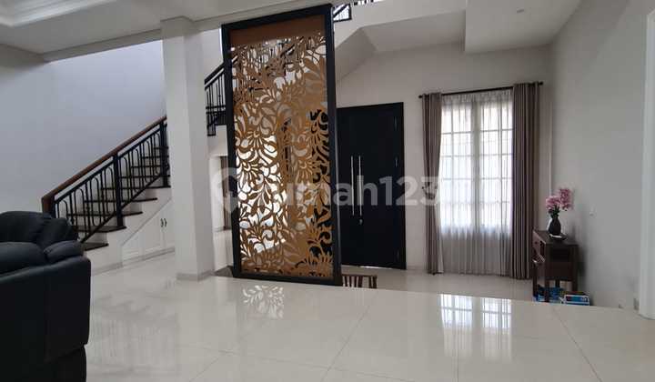  Unit Langka Dekat Danau Cluster Scarlet The Springs