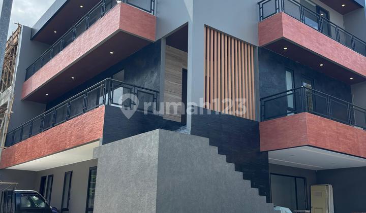 Brand New Corner House Sports Lounge, Sutera Feronia Park 2