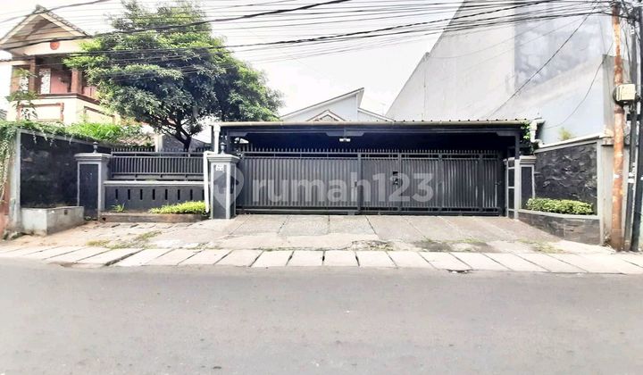 DI JUAL MURAH RUMAH MEWAH BATU AMPAR CONDET JAKARTA SELATAN