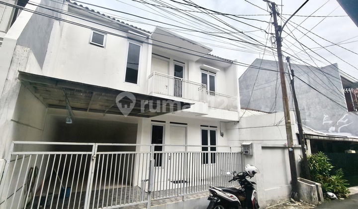 DI JUAL MURAH RUMAH TEBER BARAT JAKARTA SELATAN DI JUAL MURAH RUMAH TEBER BARAT JAKARTA SELATAN